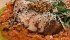 열두시 테이블 매장 이미지