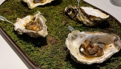 리브나 다이닝 매장 이미지