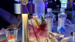 우주 하이볼바 매장 이미지