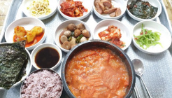 꽃돼지식당 매장 이미지