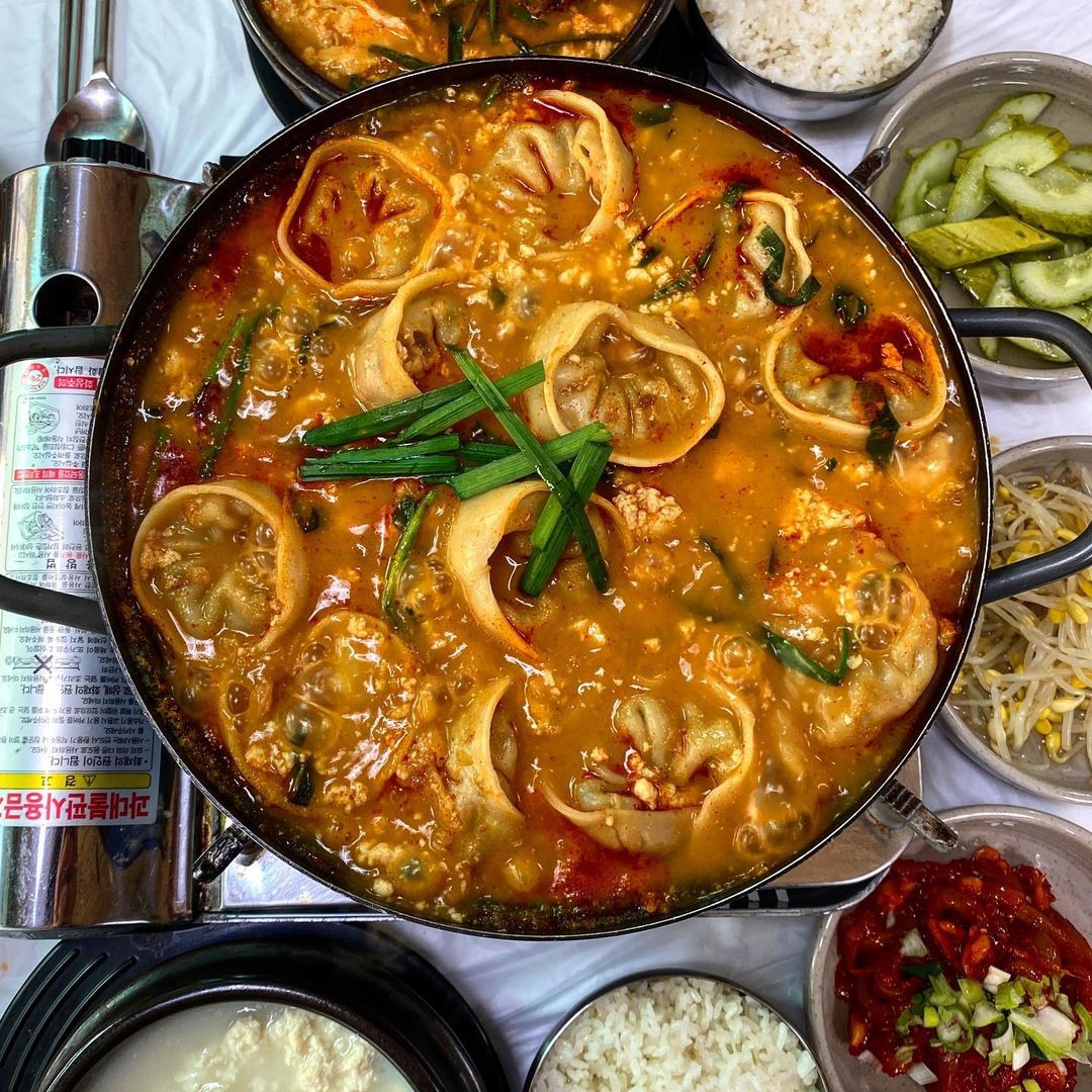 덕이식당 매장 이미지