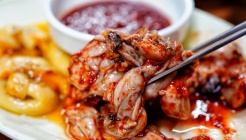 장군굴보쌈 매장 이미지