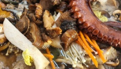 청기와지붕아래 매장 이미지