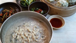 살구나무집 칼국수 매장 이미지