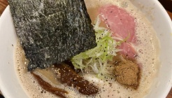 로라멘 매장 이미지