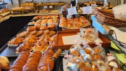 프로방스베이커리 매장 이미지