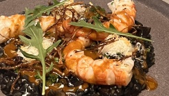 부르 매장 이미지