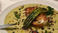 비스트로구스토 매장 이미지