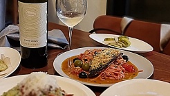 유어다이닝 매장 이미지