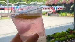 카페 기차가 있는 풍경 매장 이미지