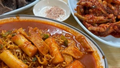 랜드홀분식 매장 이미지