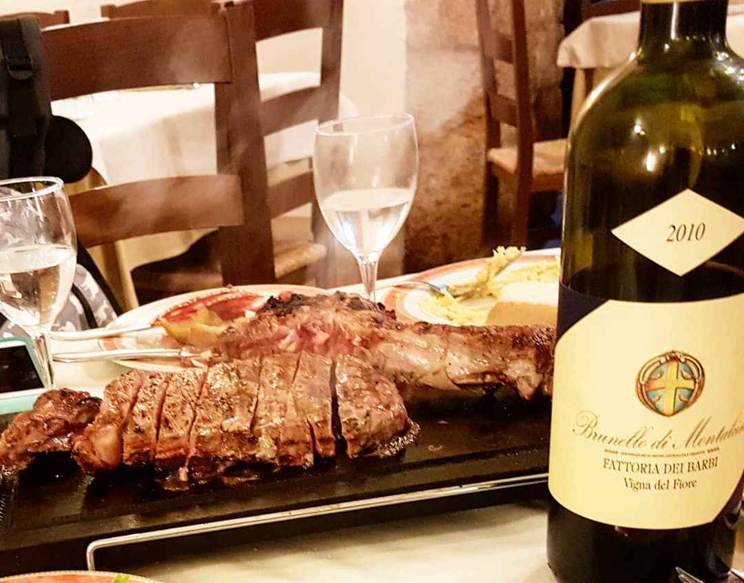 Trattoria La Buca delle Fate(트라토리아 라 부카델레 페이트) 매장 이미지