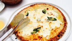 알렉산더맨션 매장 이미지