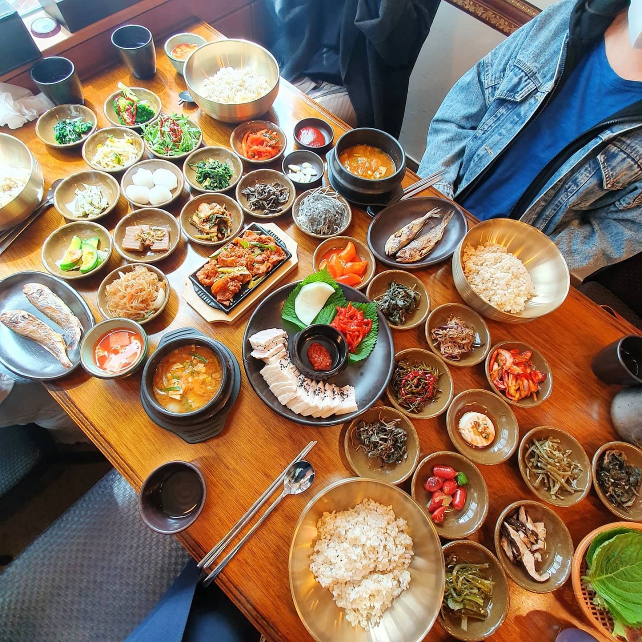 한상보리밥집 매장 이미지