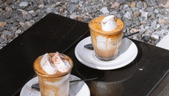 모닝캄커피랩 매장 이미지