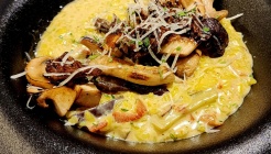 다이닝서로 매장 이미지