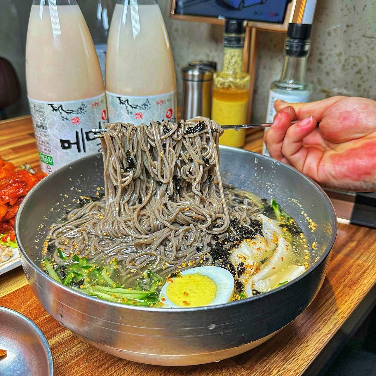 기와메밀막국수 매장 이미지