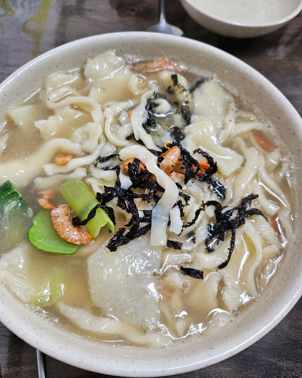 옛날잔치국수 매장 이미지