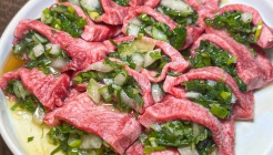 짝귀 매장 이미지