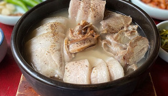엄용백 돼지국밥 매장 이미지
