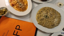 투파인드피터 매장 이미지