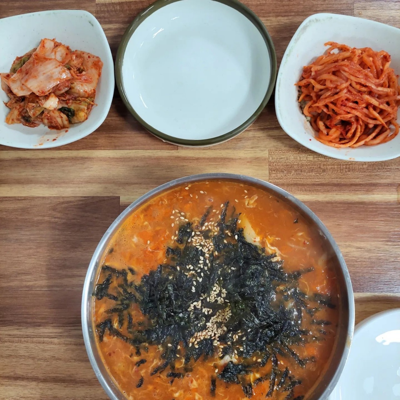 물치손칼국수 매장 이미지
