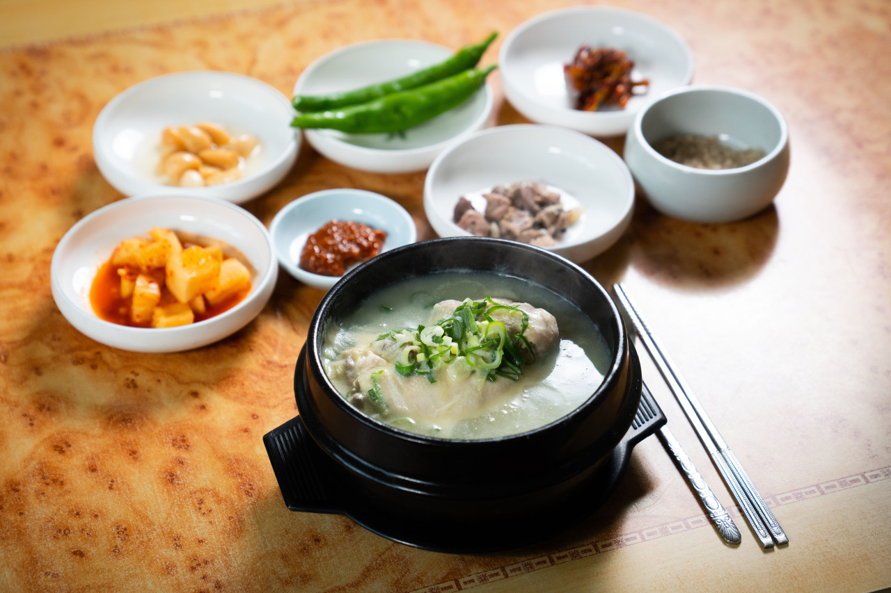 꽃밭식당 매장 이미지