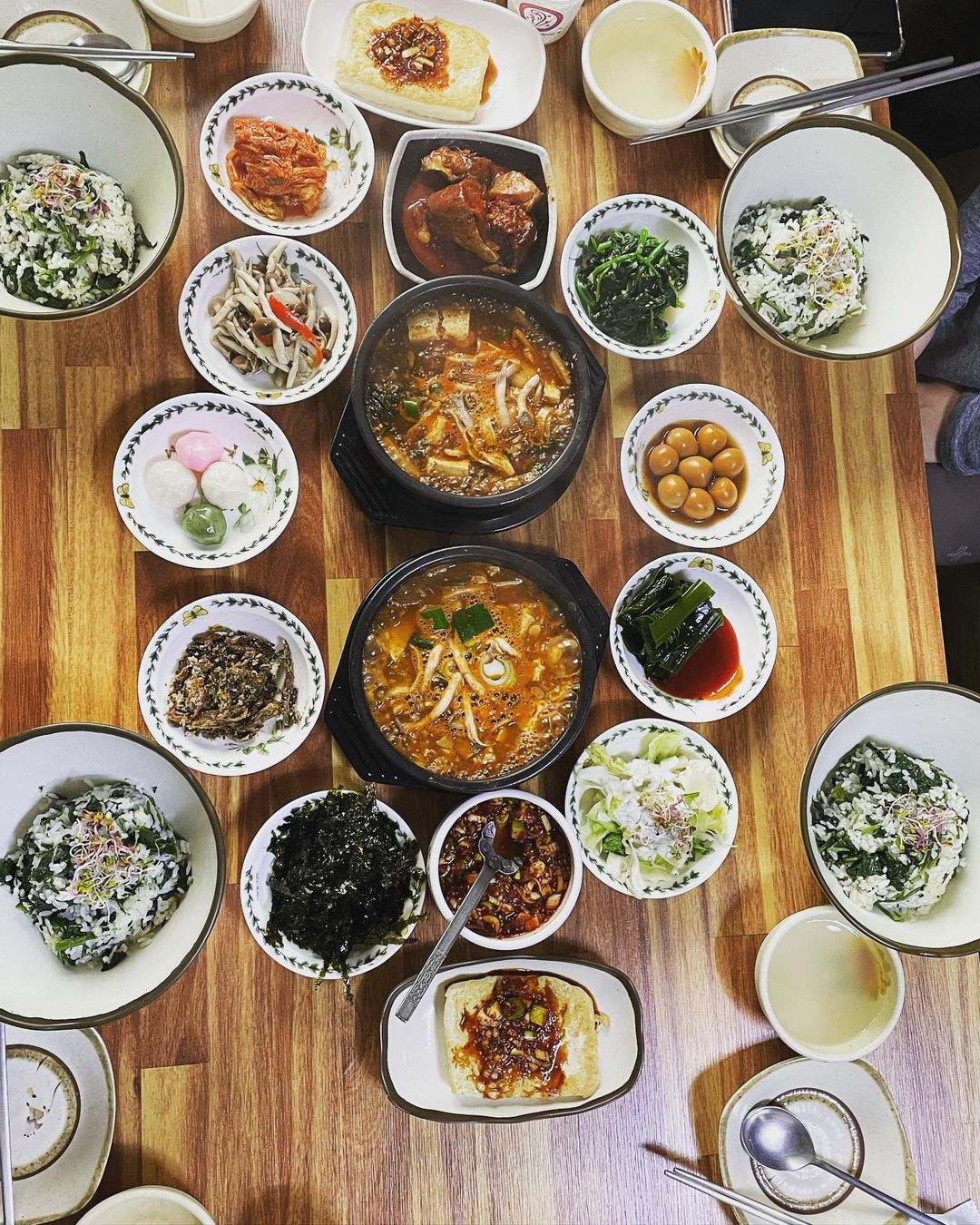 호반식당 매장 이미지