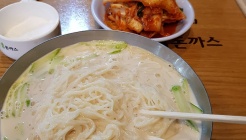 손칼국수 매장 이미지