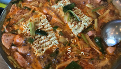 1023수제햄부대찌개 매장 이미지