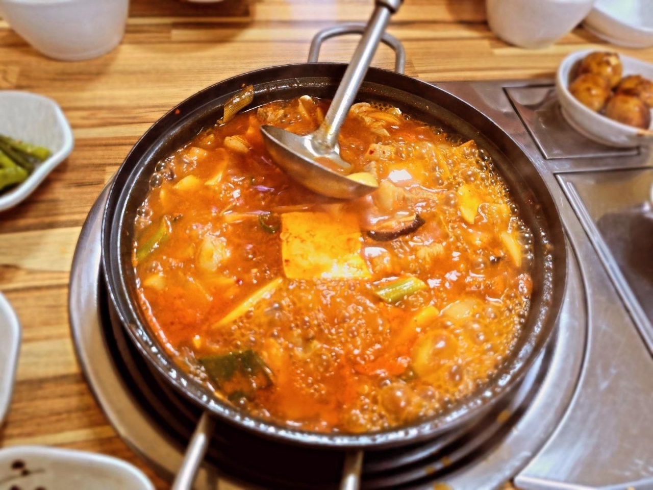 임꺽정곰탕짜글이 매장 이미지