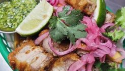 크리스피포크타운 매장 이미지