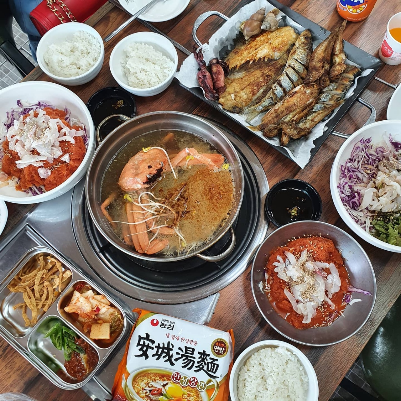 물꼬기 매장 이미지