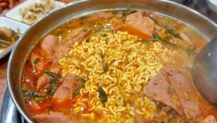 홍대부대찌개 매장 이미지