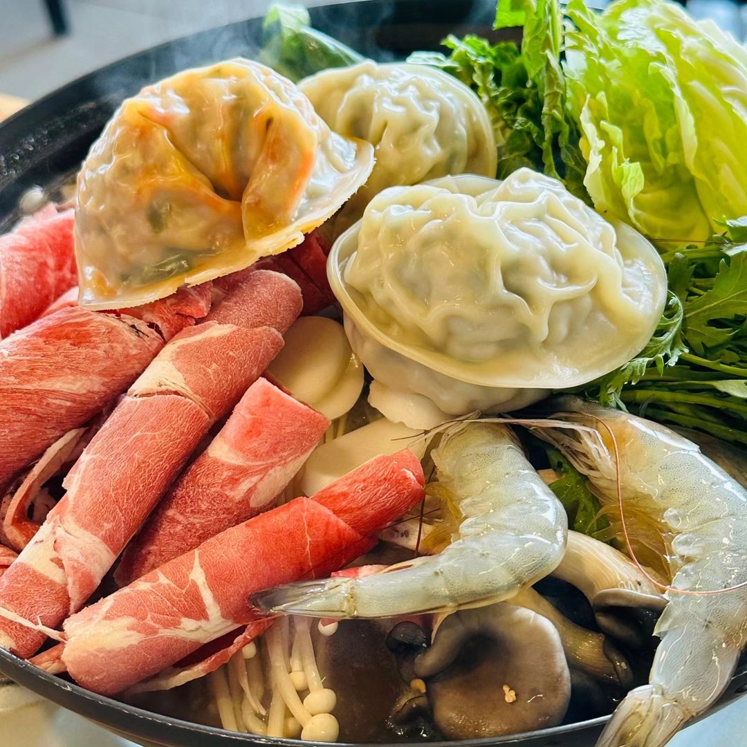 오미오미 수제만두전골&칡냉면 매장 이미지