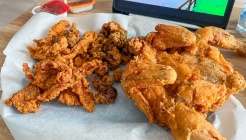 홍이모 옛날통닭 매장 이미지