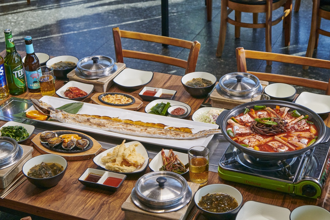색달식당 매장 이미지