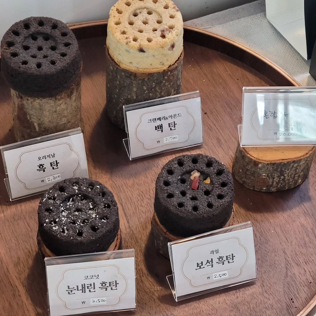 감탄카페 매장 이미지