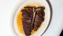 컴피 스테이크하우스 매장 이미지