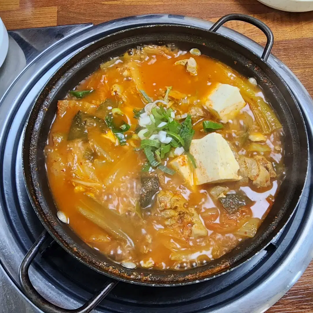 원창식당 매장 이미지