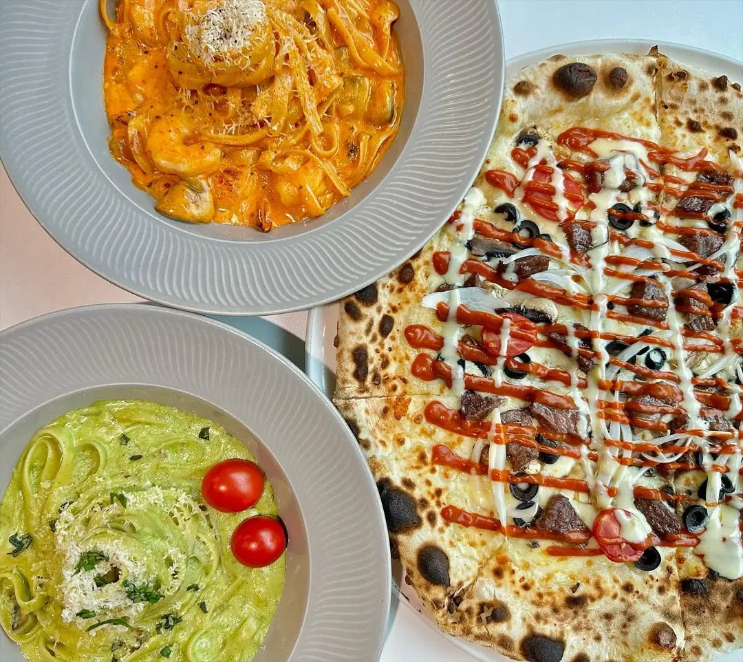 PIZ 매장 이미지