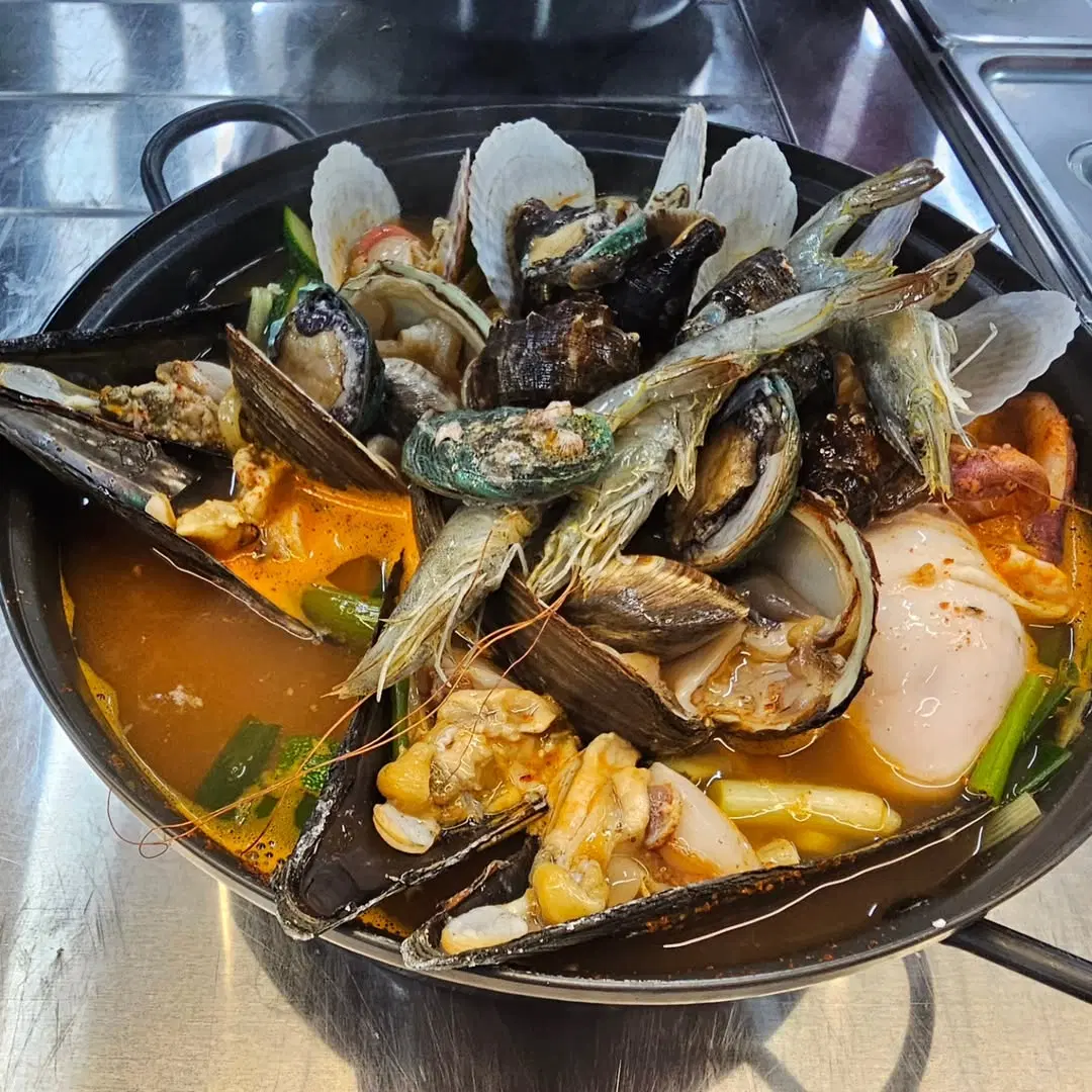 옥경이네 영양굴밥 매장 이미지