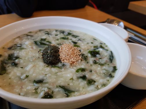 본죽 아산탕정점 매장 이미지