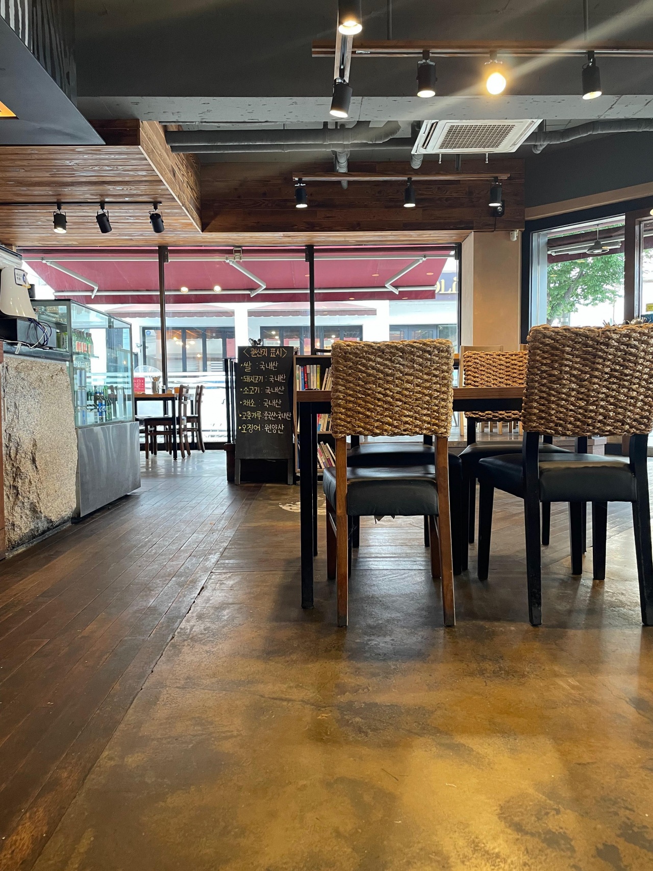 짬뽕제작소 매장 이미지