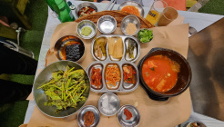 옥탑방 매장 이미지