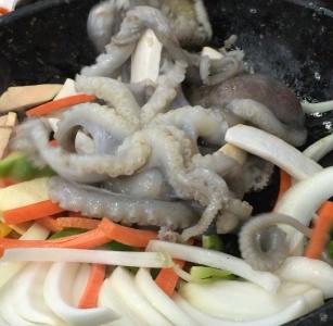 산마루돌구이 매장 사진, 서울특별시 서초구 나루터로10길 29