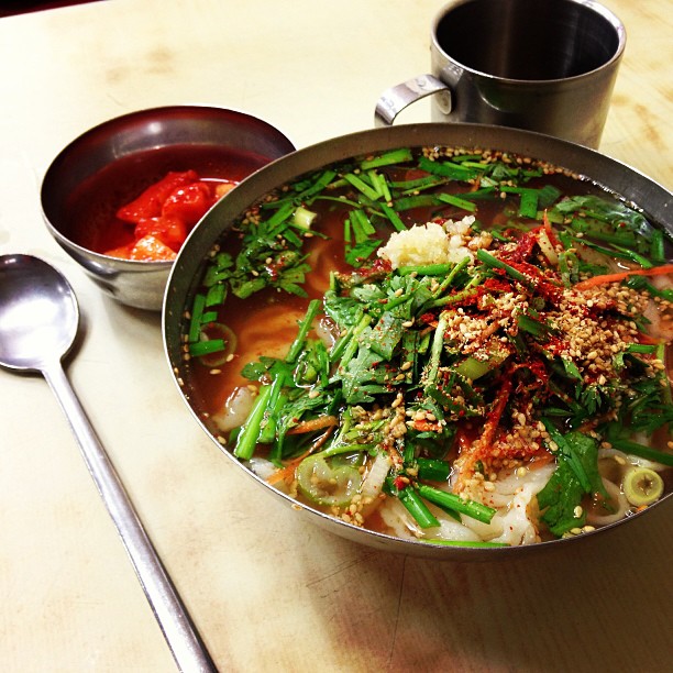 기장손칼국수 - 부산, 부산진구 서면 | 맛집검색 식신
