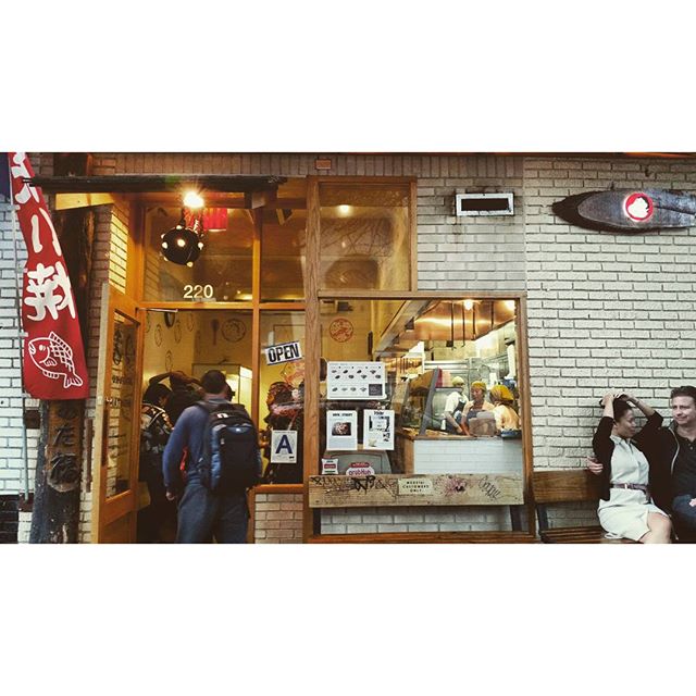 place_img