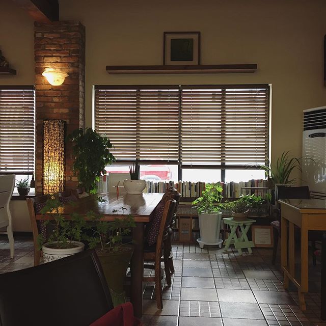 place_img
