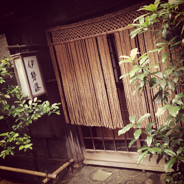 place_img